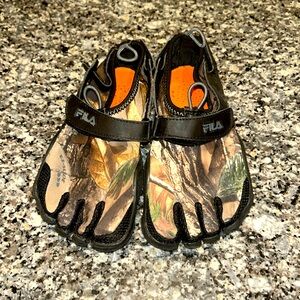 Fila toe tennis shoes, kids size 2 never worn other than to try on color camo